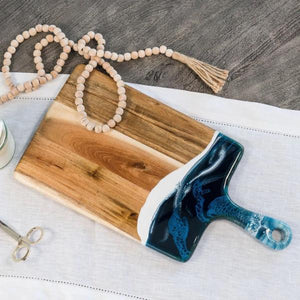 LL NAVY/WHT/MET MED RESIN CHEESEBOARD